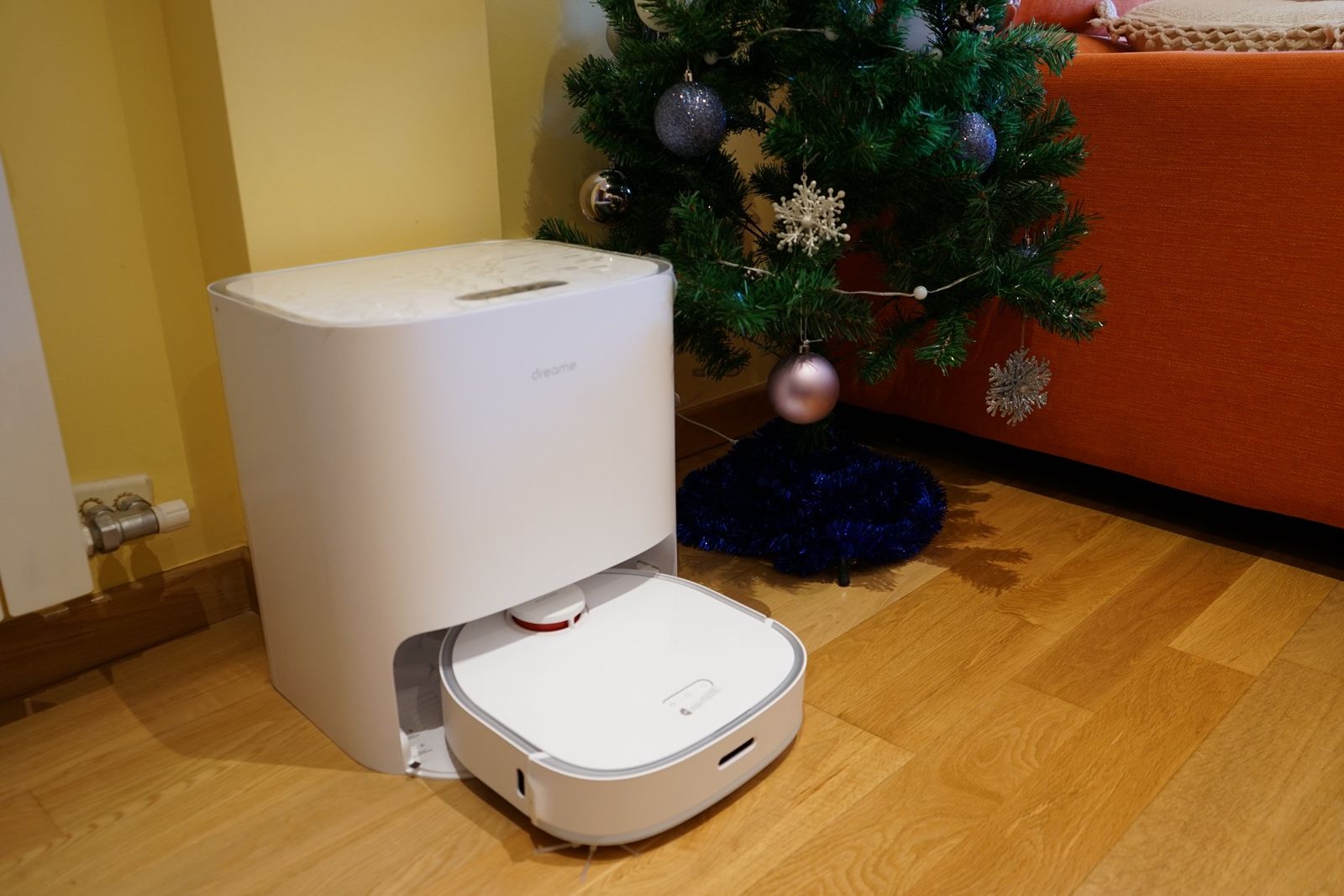 Dreame W10, review de la última aspiradora de Xiaomi con depósito externo.